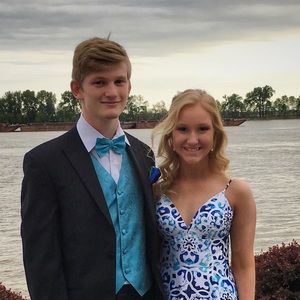 Meet your Posher, Madelyn